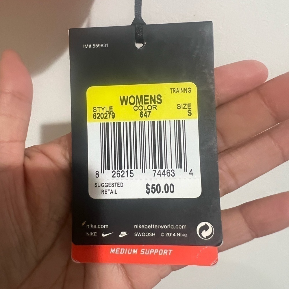 Nwt-Nike medium support sports bra - Picture 6 of 8